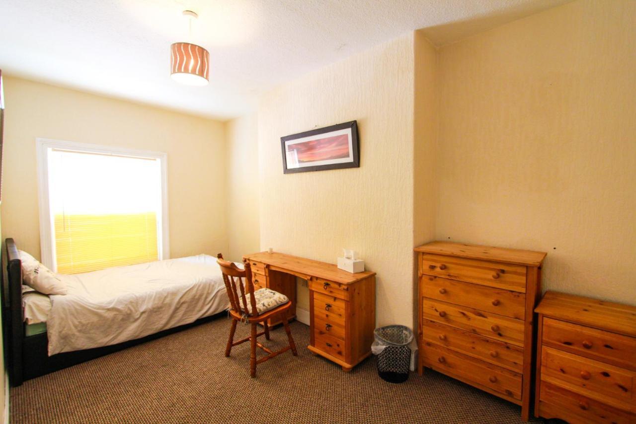 Central Bolton Accommodation Δωμάτιο φωτογραφία